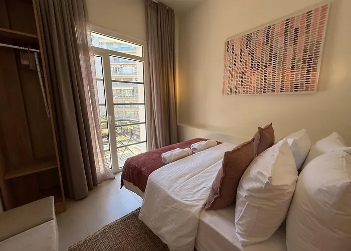 B1 Tsimiski Salonicco